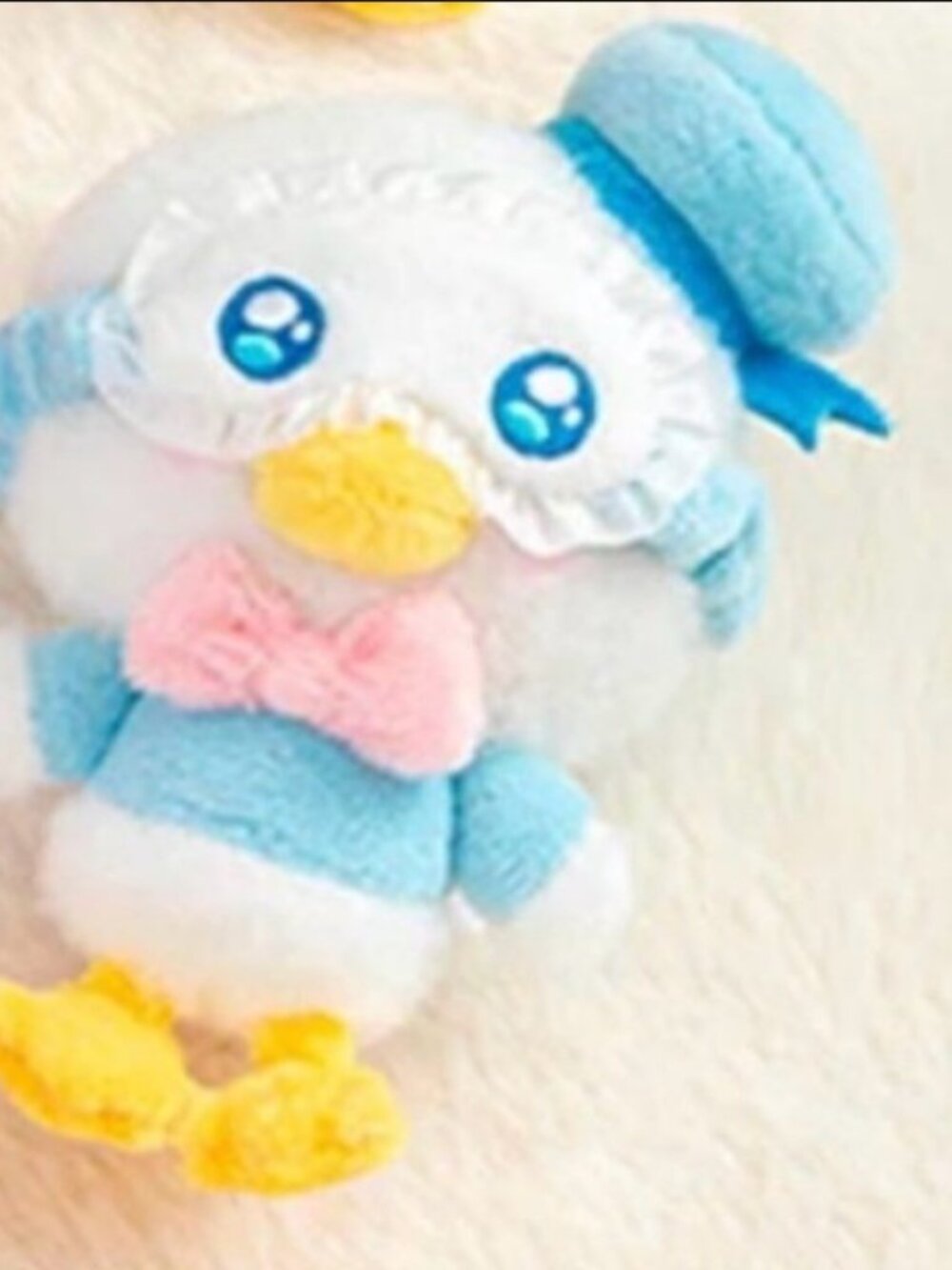 Donald | Disney Squinting Sleepwear Plush Pendant Blind Box - Picture 6 of 7
